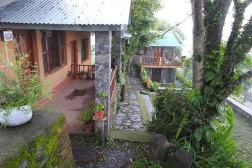 Vamoose Camp Suryagaon