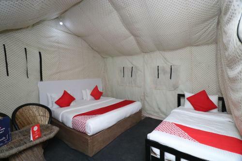 Hotel Oyo 26673 Bairagarh Resort