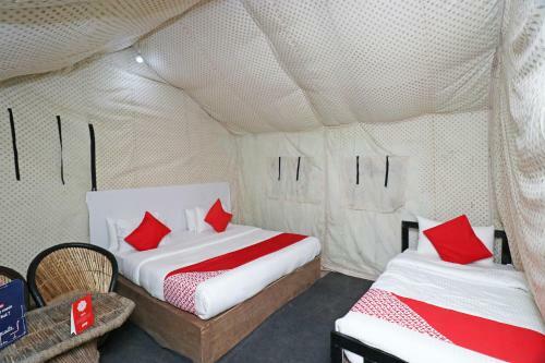 Hotel Oyo 26673 Bairagarh Resort