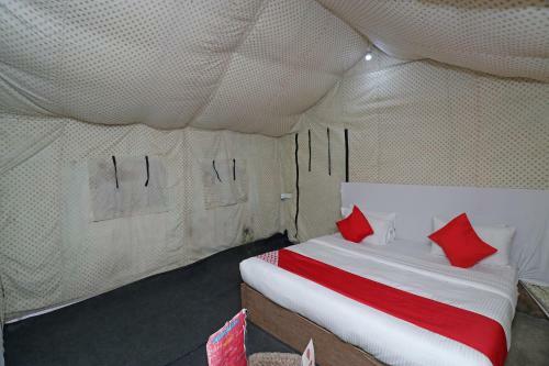 Hotel Oyo 26673 Bairagarh Resort