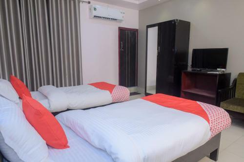 Hotel Oyo 26866 Megha Resort