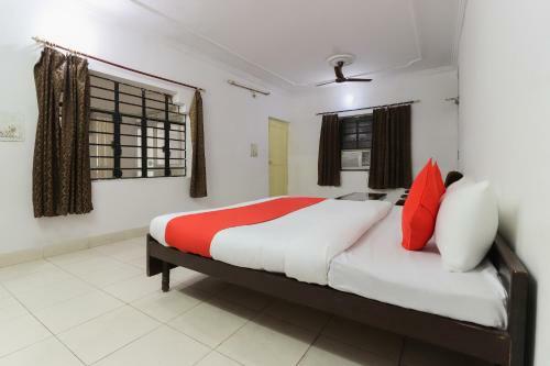 Oyo 45582 Hotel Shri Tirupati