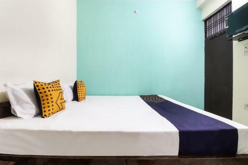 Hotel Spot On 65047 Gokul Residency