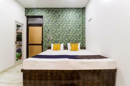 Hotel Spot On 65047 Gokul Residency