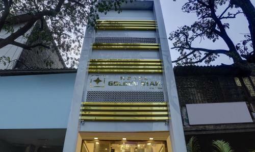 Hotel Oyo Mum2165 Golden Star