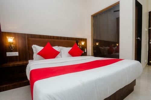 Hotel Oyo 24293 Amana International