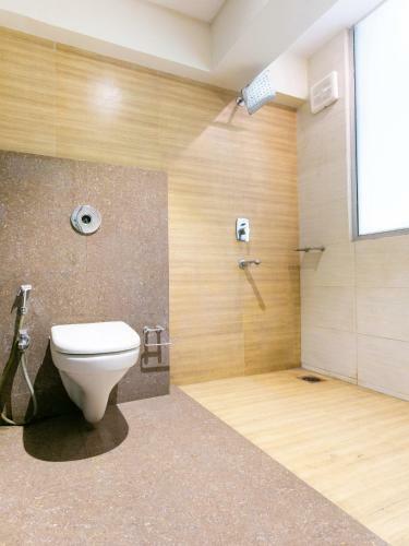 Oyo 36215 Hotel Pearl Residency