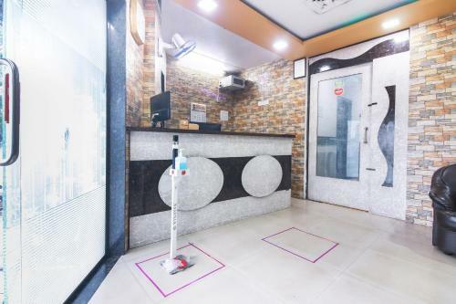 Hotel Oyo 74718 Decent Guest House