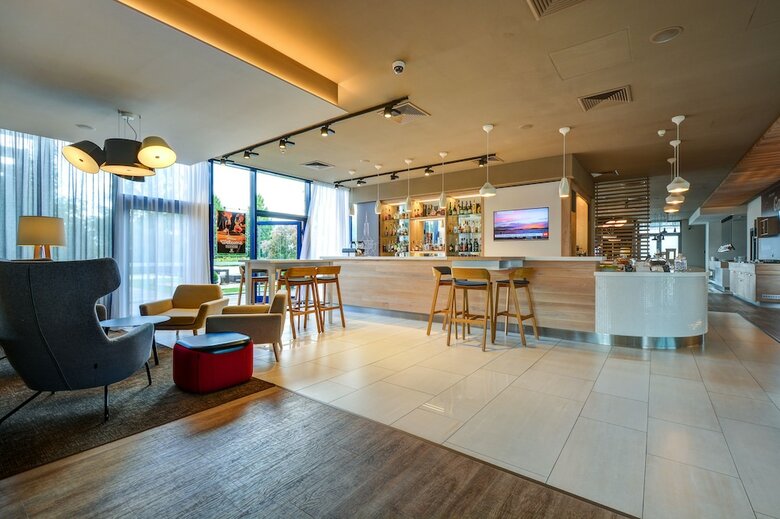 Hotel Holiday Inn Prague Airport