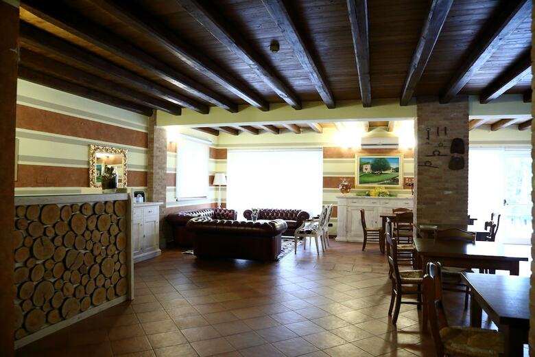 Agroturismo Agriturismo Creta Rossa
