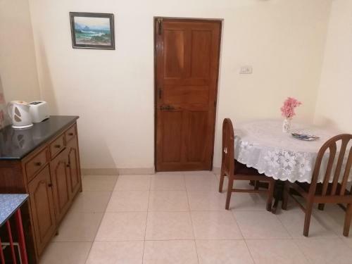 Hostal Primavera Holiday Homes