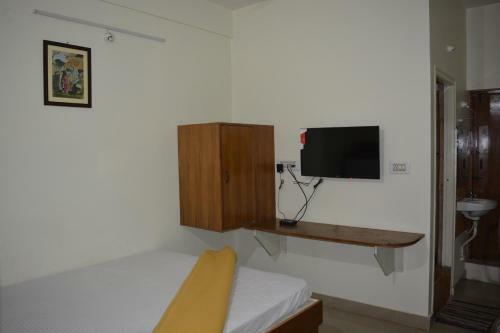 Hotel Gurram International