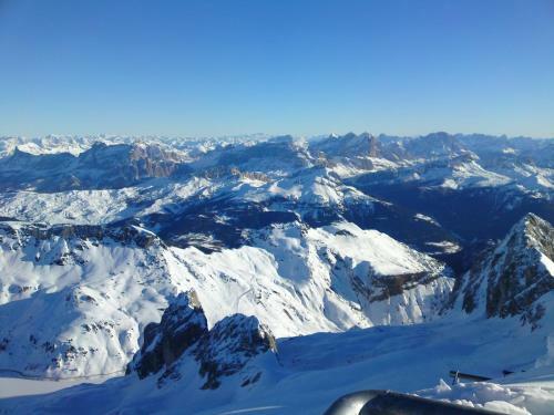 Hostal Rifugio Fedaia