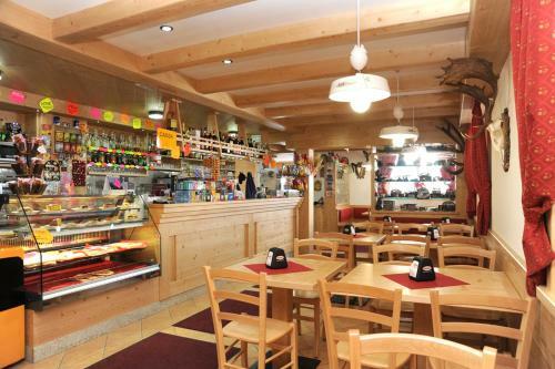 Hostal Rifugio Fedaia