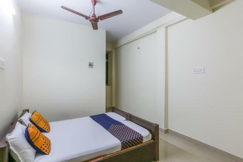 Hotel Spot On 63050 Kag Rooms