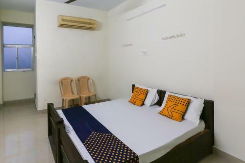 Hotel Spot On 63050 Kag Rooms