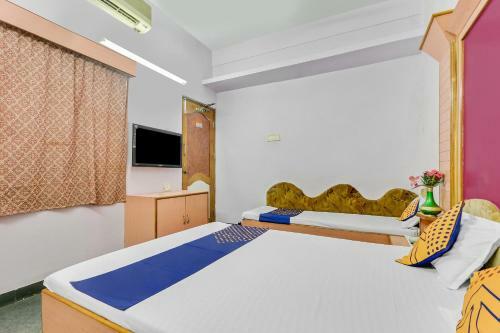 Spot On 63377 Hotel City Heart