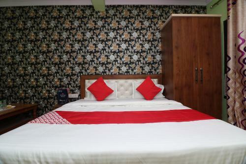 Hotel Oyo 18875 Vindhyavasini Palace