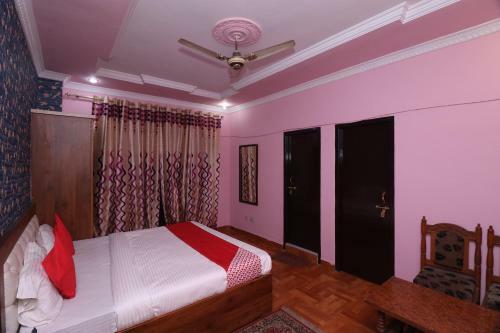 Hotel Oyo 18875 Vindhyavasini Palace