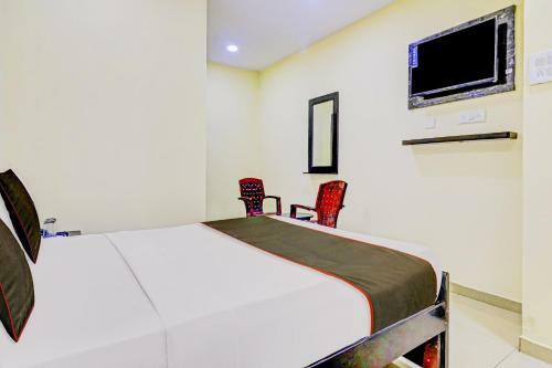 Hotel Oyo 77700 Collection O Surabhi Grand