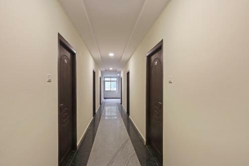 Hotel Oyo 35467 Shiridi Residency