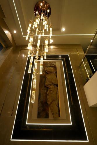 Hotel Grand Girdhar