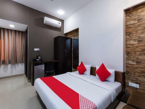Hotel Oyo 77163 Lime Wood Inn