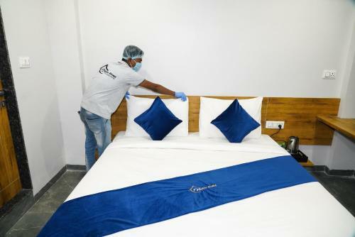 Hotel Cherry Stay Hello Homz Luxuria