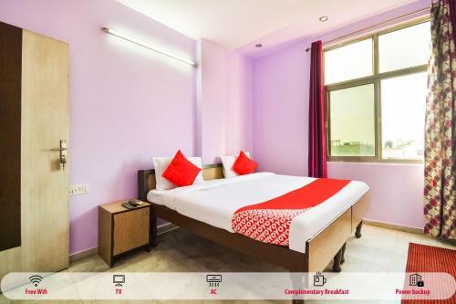 Oyo 62492 Hotel Royal Residency