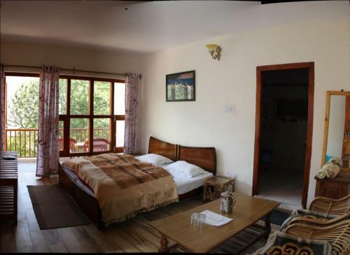 Hotel Resort With Mesmerizing Mountain Views & Pine Trees