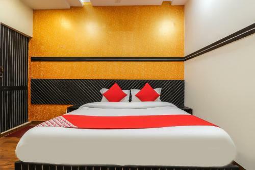 Oyo 62485 Hotel City Palace