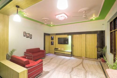 Hotel Oyo 78411 The Luxury Living