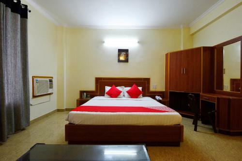 Capital O 4747 Imperial Hotel Katra