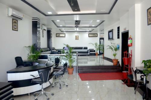 Capital O 4747 Imperial Hotel Katra