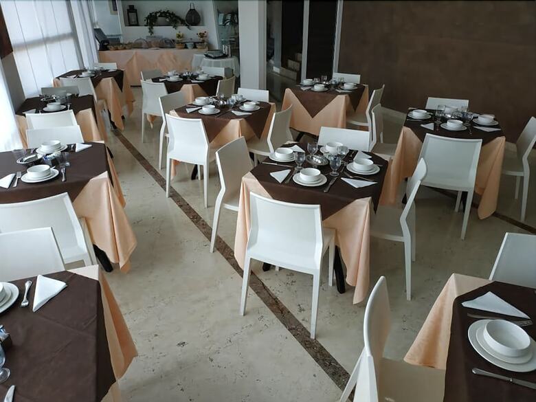 Albatros Hotel