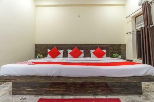 Oyo 63728 Hotel Yamuna Vilas