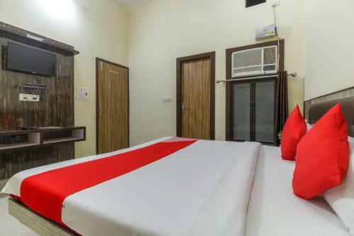 Oyo 63728 Hotel Yamuna Vilas
