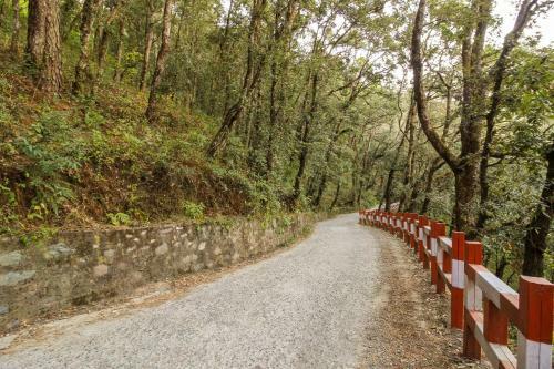 Hostal Oyo Home 68725 Pleasant Stay Bhimtal