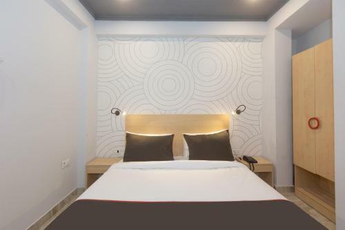 Hotel Oyo 80121 Collection O Roshan's Inn