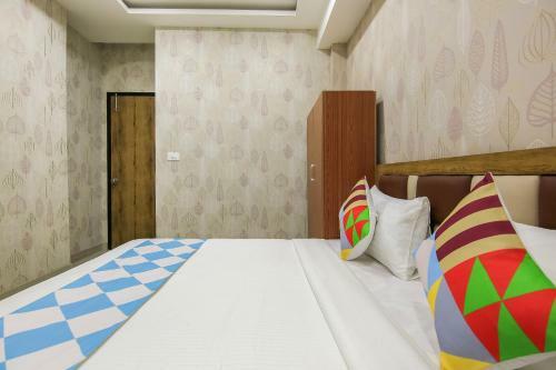 Hotel Oyo Flagship 76399 Rajouri Garden