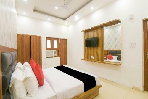 Hotel Oyo Collection O 77496 Dev Palace