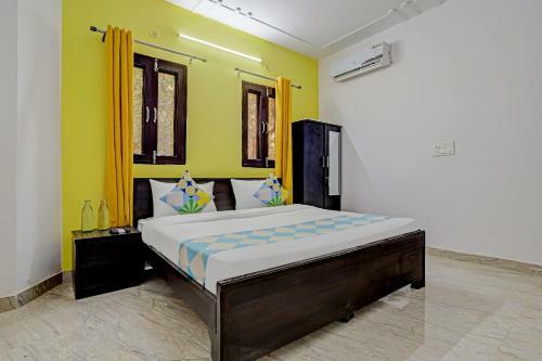 Hostal Oyo 77487 Oyo Home 49269