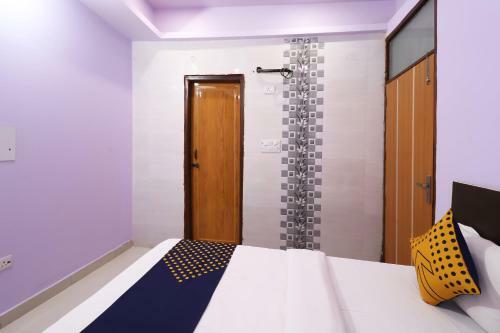 Hotel Spot On 63051 Metro Palace