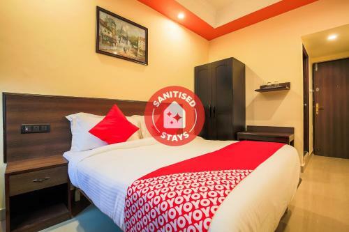 Oyo Flagship 76609 Shiv Hotel Sector 33 Begampur