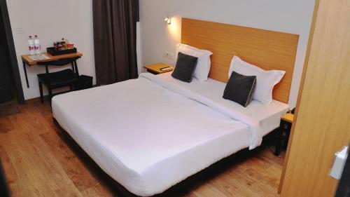 925 Hotels 002 Chattarpur Enclave