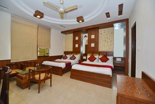 Hotel Baba Deluxe - New Delhi Railway Station