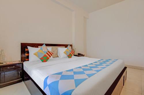 Hotel Oyo 77867 Flagship Silver Palace