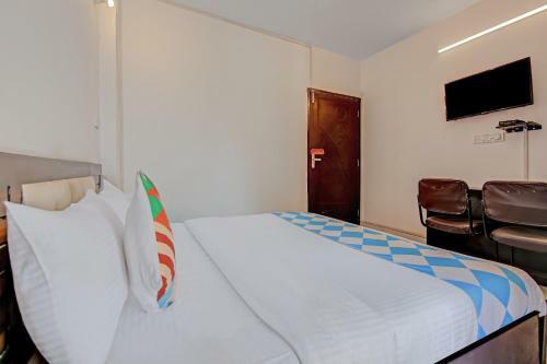 Hotel Oyo 77867 Flagship Silver Palace
