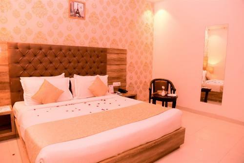 Hotel Whitepod Luxury By D Pavillon Delhi Airport