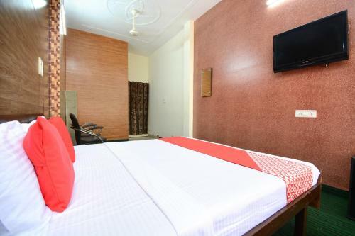 Hotel Oyo 33024 Urban Guest House